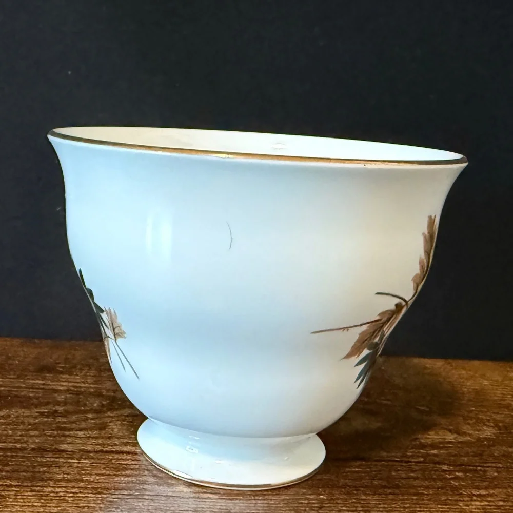 Queen Anne Bone China Tea Cup Floral - Picture 4 of 11